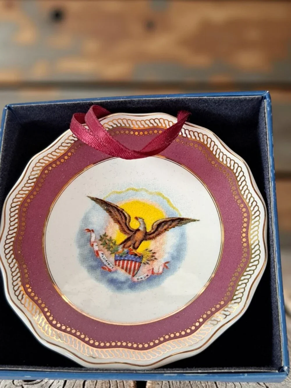 Abraham Lincoln Presidential China Porcelain Christmas Ornament w/Box 2.5